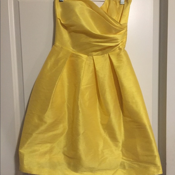 Alfred Sung Daisy dress